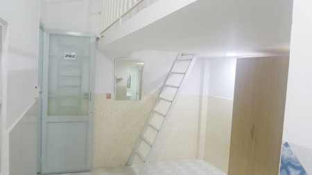 Phòng trọ tại Bành Văn Trân, Tân Bình giá chỉ 3tr3/tháng có gác lững vào ở ngay, 25m2