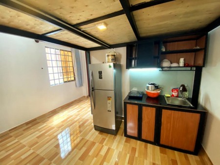 Cho thuê phòng full nội thất tại Hẻm 42 Đồng Xoài, Phường 13, Tân Bình, 25m2