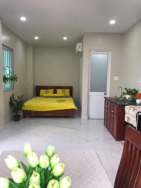Phòng tại Bình Lợi có ban công thoáng mát với diện tích 25m2 ,full nội thất siêu siêu ưu đãi, 25m2