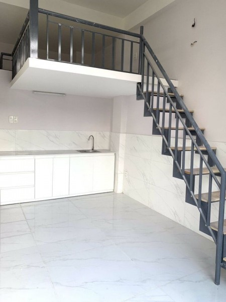 Phòng có gác rộng rãi thoáng mát full nội thất cao cấp tại 622 Đường Cộng Hòa, Phường 13, Tân Bình, 24m2
