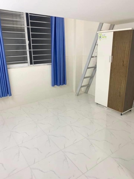 Mình cần cho thuê phòng có ban công, cửa sổ lớn giá từ 3tr đến 4tr/tháng. Lh 0375958937, 25m2