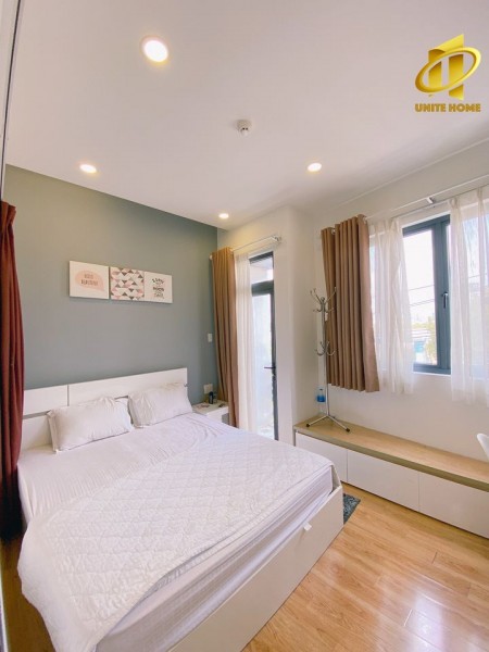 Cho thuê căn hộ cao cấp đủ tiện nghi ngay tại trung tâm Quận 1 có giảm giá cực sốc, 24m2