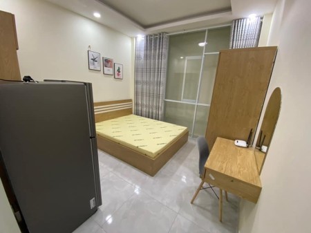 Cho thuê phòng trọ tại 7 Đường C1, Phường 13, Tân Bình giá sinh viên. Lh chi tiết 076.715.9016, 25m2