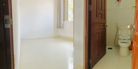 Bên mình còn duy nhất 1 phòng bé xinh phù hợp 1-2 người giá 3Tr tại 22B Trần Quang Khải, Quận 1, 24m2
