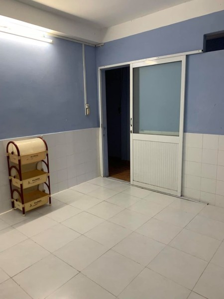 Mình đang có 3 mức giá phòng giá chỉ từ 1tr4 đến 2tr3 tùy phòng tại 63 Võ Thành Trang, Tân Bình, 14m2