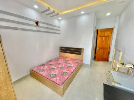 Mình còn 1 phòng ở địa chỉ: Lê Trực , Phường 7, Bình Thạnh. Lh 0901237786 để xem phòng nhé, 25m2