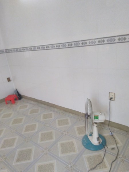 Cho thuê phòng trọ tại 495/18/2 Tô Hiến Thành, P14, Q10 rộng 12m2 giá thuê 2tr/2ng/tháng, 12m2