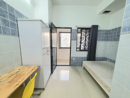 Cho thuê phòng trọ tại Lê Tấn Quốc Phường 13 Tân Bình ngay Cộng Hòa. Giá chỉ 3tr7, 25m2