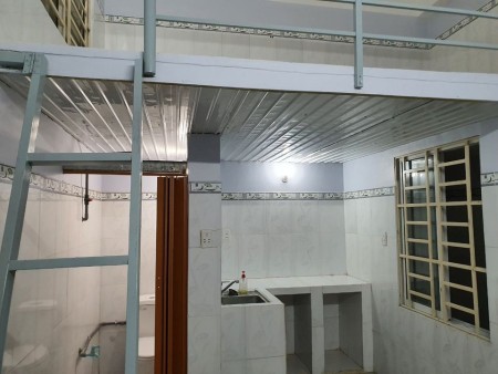 Minh có phòng trọ giá 2,2tr ngay ngã tư chợ Phạm văn Bạch và Nguyễn Tư Giản, 22m2