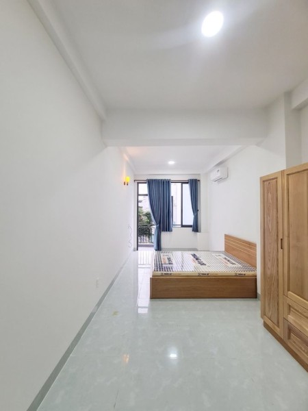 Cần cho thuê phòng dt 30m2 tại đường Tăng Bạt Hổ - Q Bình Thạnh. Có sẵn full nội thất vào ở ngay, 30m2