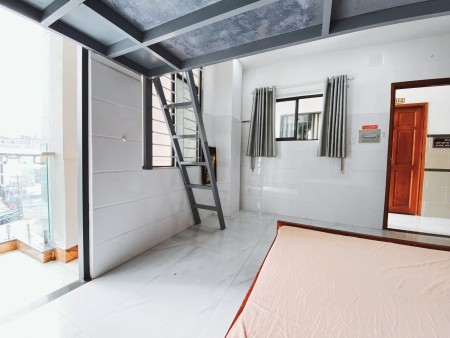 Phòng mới đẹp full nội thất, Ban Công ngay ĐH Văn Hiến. Liên hệ Minh 0961.307.311 để được tư vấn, 25m2