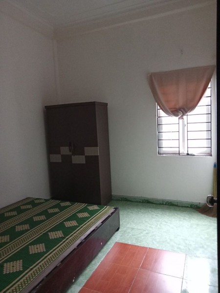 Phòng trọ chính chủ cho thuê nên giá rất sinh từ 1tr4 đến 1tr7 viên tại Ngõ 141 Nam Dư, Hoàng Mai, 17m2