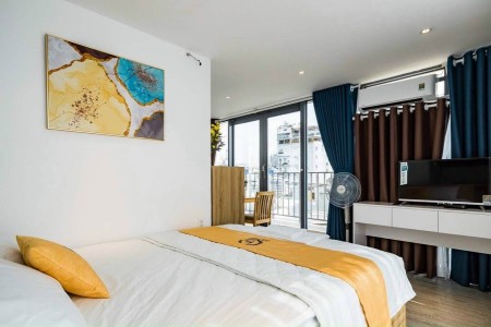 Duy nhất 1 căn full kính, đầy đủ tiện nghi nội thất cao cấp tại 102 Cống Quỳnh trung tâm Quận 1, 25m2