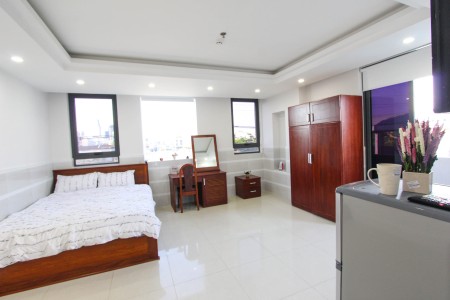 Cho thuê căn hộ có ban công view sông tại 509 Trần Xuân Soạn, Tân Kiểng, Quận 7, 24m2