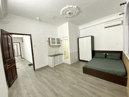 Cho thuê phòng và căn hộ dịch vụ đầy đủ máy lạnh nội thất giá còn 2 phòng 2tr5 còn lại 3tr5 và 4Tr, 22m2