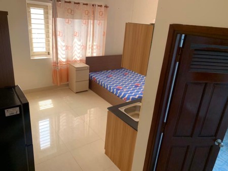 Giá thuê 3Tr7 full nội thất, mặt tiền Tân Quy, Quận 7. Liên hệ: 0908065984 để xem phòng nhé, 24m2