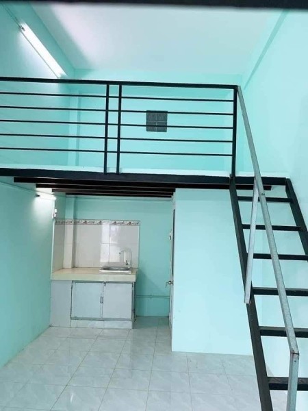 Hiện tại nhà bên mình còn trống 8 phòng tại 51/9 Hòa Bình, Giá chỉ còn 2tr8/phòng,, 25m2