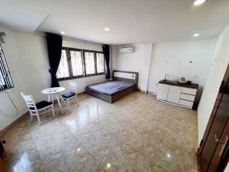 Khai xuân năm mới 2022 với căn phòng studio rộng thênh thang có nội thất tại 87 Đinh Tiên Hoàng,, 27m2