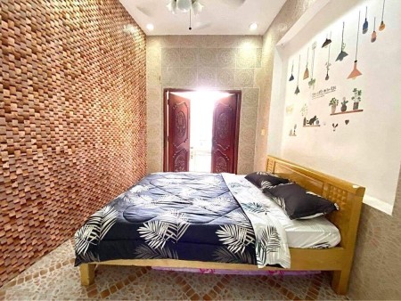 Còn 3 phòng cho thuê tại Huỳnh Văn Bánh P13 Quận Phú Nhuận. Giá: 5.X00.000 (2PN), 29m2