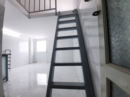 Phòng trọ tại Đường 30 Linh Đông, Thủ Đức Sang Xịn, View hồ bơi siêu đẹp. Giá sinh viên, 25m2