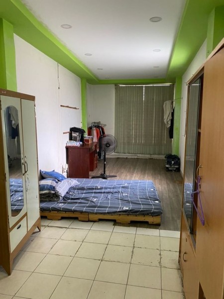 Cho thuê phòng trong nhà nguyên căn tại 135 Hoàng Văn Thụ P8 Phú Nhuận. Phòng 2.5tr có cửa sổ, 25m2