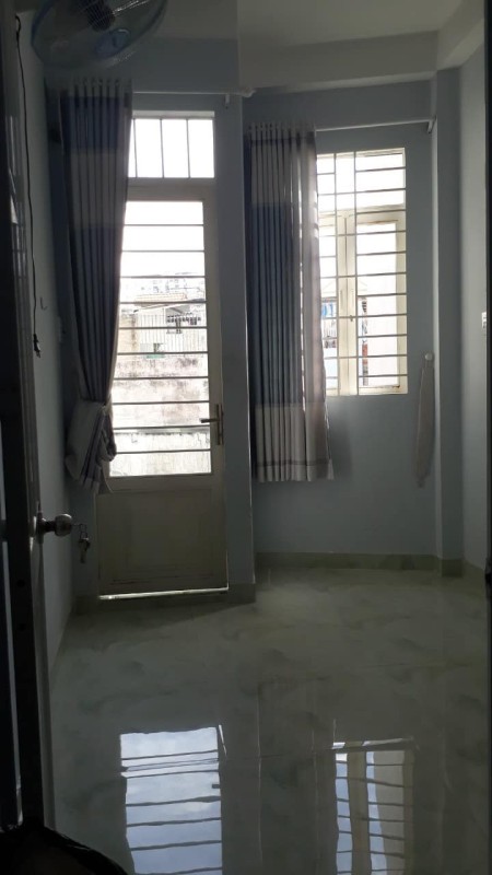 Cho thuê phòng trọ trên đường Phan Đình Phùng trung tâm Phú Nhuận giá 2,5 Triệu/Tháng, 23m2
