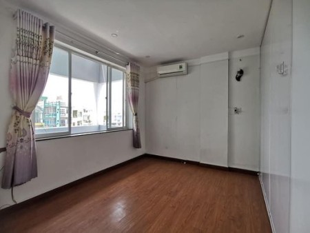 Trống phòng tầng trệt rộng 30m2 đường Lê Văn Thọ ( Ngay chợ Lê Văn Thọ gần CV Làng hoa, Nhà mặt tiền, 30m2