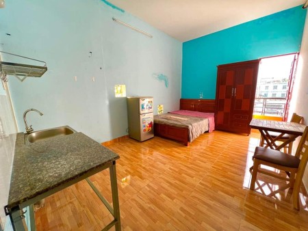 Phòng xinh xinh rẻ rẻ. Nội thất cơ bản rộng 20m2 tại Phú Nhuận, 20m2