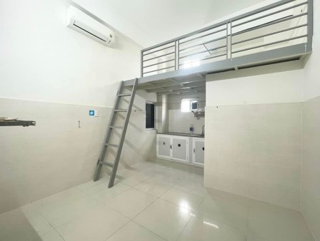 Phòng có gác, có mát lạnh giá siêu rẻ tại Đường Kênh Nước Đen, Phường Bình Hưng Hòa, Bình Tân, 23m2