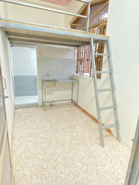 Bên mình có phòng 2,4Tr đến 2,8tr có gác tại 842/ Nguyễn Kiệm, p3, Gò Vấp, 24m2