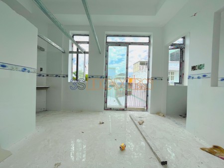 MỚI TINH. CÓ GÁC CÓ MÁY LẠNH. ĐI BỘ ĐẾN TRƯỜNG ĐH CN THỰC PHẨM, 25m2