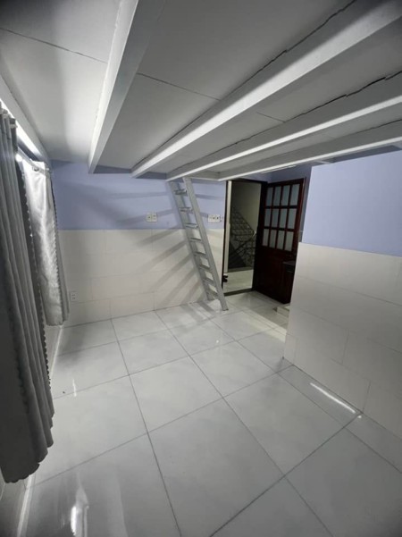 Trống 2 phòng giá 3tr4 và 3tr5 tại 502 Huỳnh Tấn Phát Quận 7 (hẻm xe tải), 25m2
