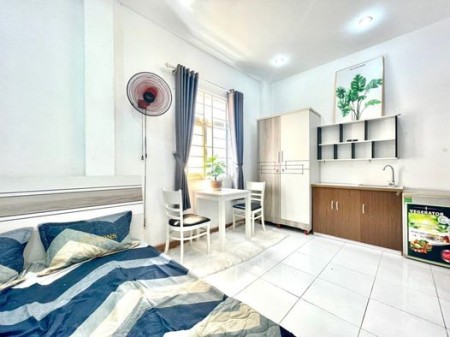 Cho thuê phòng lầu 2 có cửa sổ, có thang máy giá thuê 4,8 Triệu/Tháng tại, 24m2