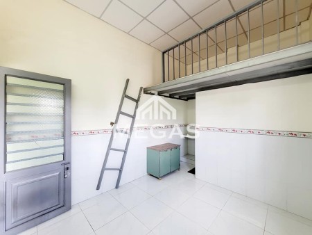 Phòng trọ cho thuê giá sinh viên tại Mã Lò, Tân Bình. Giá thuê chỉ từ 1,8 Triệu/Tháng đến 2 Tr/th, 18m2