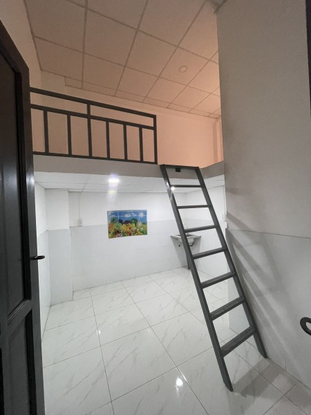 Cho thuê phòng trọ giá rẻ ở Lê Trọng Tấn Tân Phú, 28m2