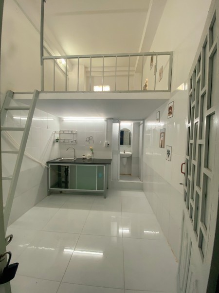 Cho thuê phòng trọ giá rẻ cách đại học HUfi 3-4km, 28m2