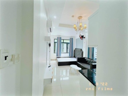 Cho thuê căn hộ đẹp có ban công ở chợ Xóm Mới Gò Vấp, 25m2