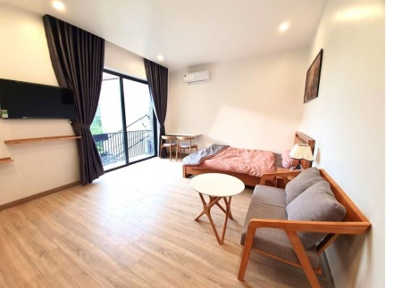 Cho thuê căn hộ full nội thất ban công gần đại học Văn Hiến Tân Phú, 35m2