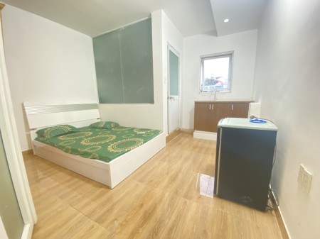 Căn hộ cao cấp Full nội thất mới hoàn toàn gần công viên Làng Hoa Gò Vấp, 25m2
