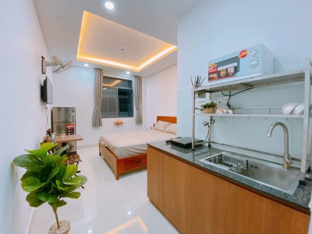 Căn hộ đường Lam Sơn rộng ,1pn có đầy đủ nội thất ngay gần Sân Bay, 27m2