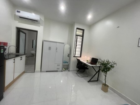 Cho thuê căn hộ dịch vụ giá rẻ như mua kem ở Ngay Vòng xoay lăng cha cả Tân Bình, 30m2