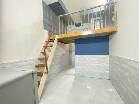 Phòng trọ cao cấp có gác gần Đầm Sen giờ tự do, 25m2