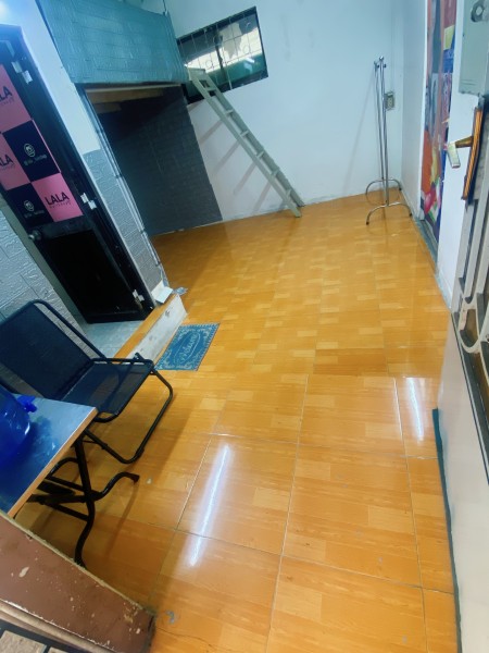 Cho thuê phòng mặt đường có gác có máy lạnh quận Tân Phú, 25m2