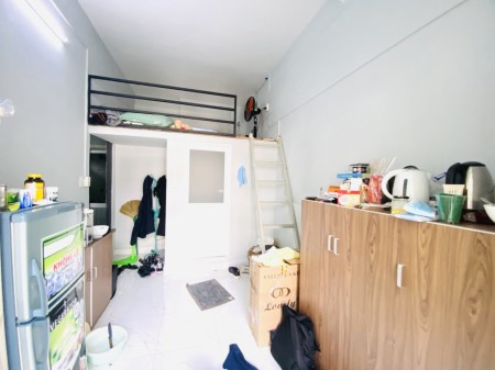 Cho thuê phòng view BAN CÔNG, RỘNG. hẻm 156/ Tô Hiến Thành, Quận 10, 30m2
