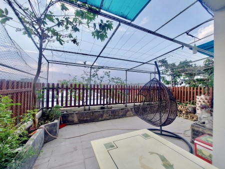 Cho thuê căn hộ Sân Vườn 2pn Luxgarden Full Nội Thất ở ngay, 103m2
