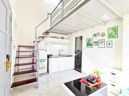 Duplex đủ nội thất - máy giặt riêng gác cao Lý Phục Man Quận 7, 35m2