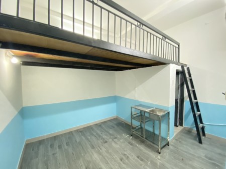 Phòng Trọ Có Máy Lạnh có Gác ở Lê Trọng Tấn Tân Phú, 30m2