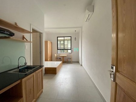 Căn hộ rộng rãi mới xây 100% full nội thất ở Bờ Bao Tân Thắng Tân Phú, 30m2
