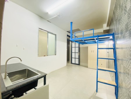 SỐC, PHÒNG RỘNG 30M2 NGAY CHỢ TÂN HƯƠNG, TÂN PHÚ., 30m2
