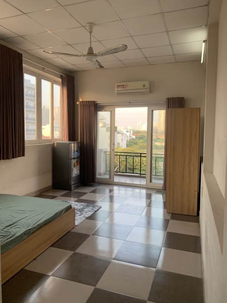 Quận7 cho thuê CHDV nội thất, ban công, rộng thoáng, giá tốt tại HTP, 30m2